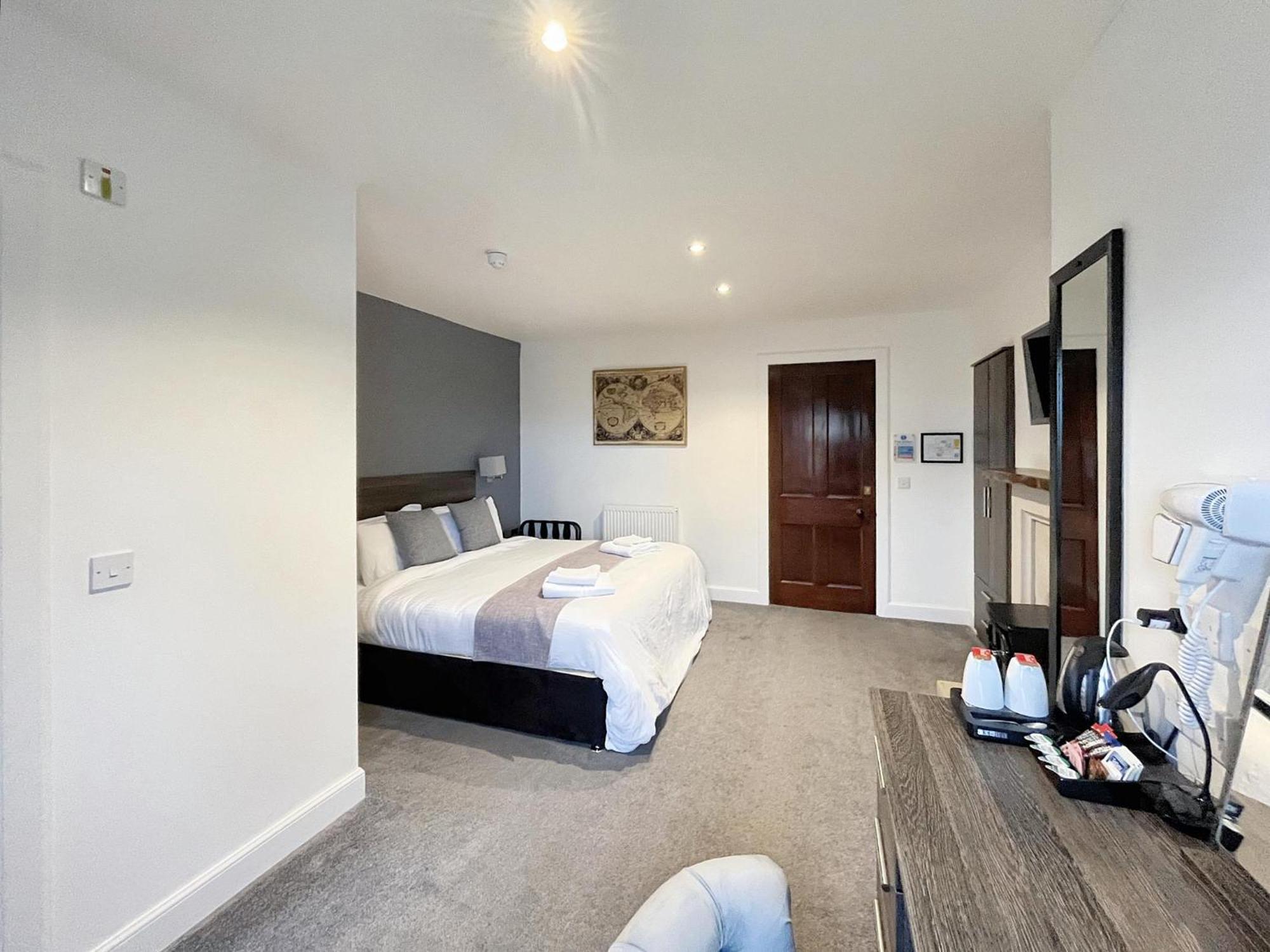 Grey Harlings Rooms Ангъс Екстериор снимка
